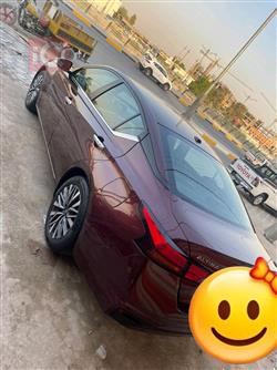 نيسان ألتيما